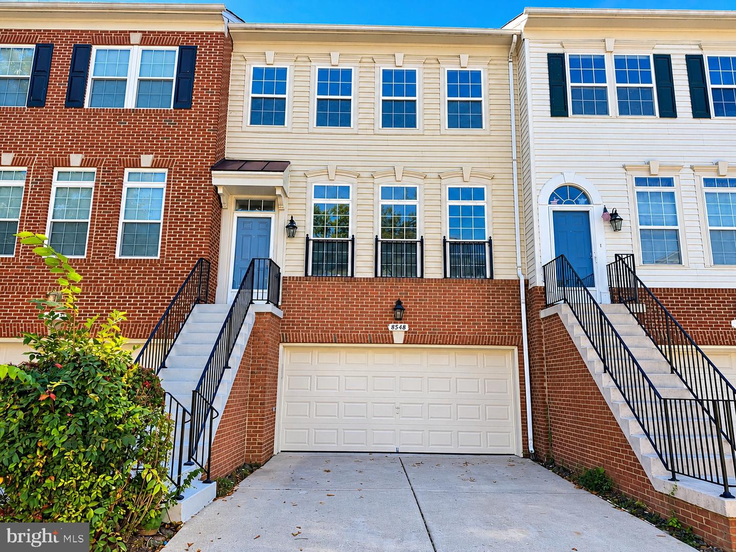 8548 WYNGATE MANOR CT Property Photo 1