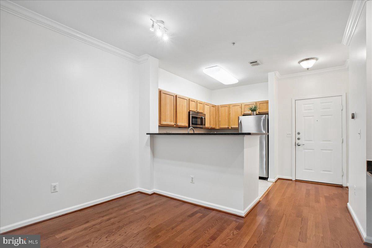 12000 Market St #243 Property Photo 7