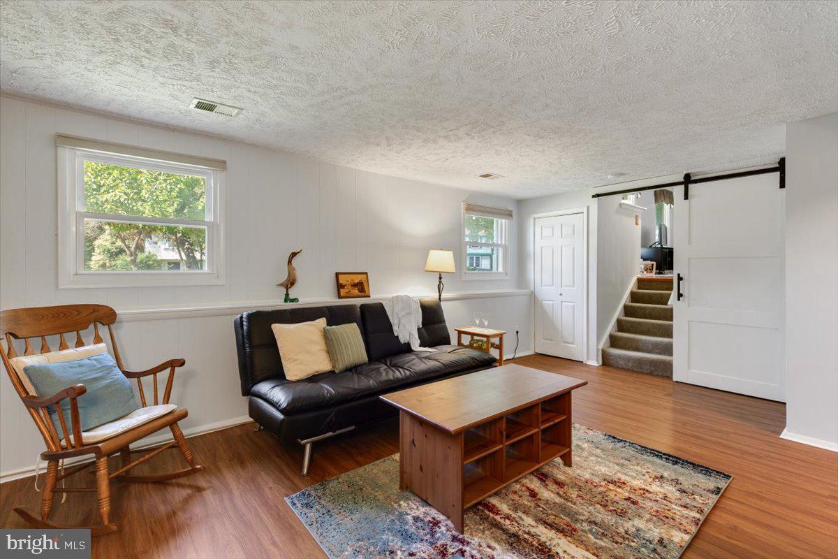 2913 Ashdown Forest Dr Property Photo 18