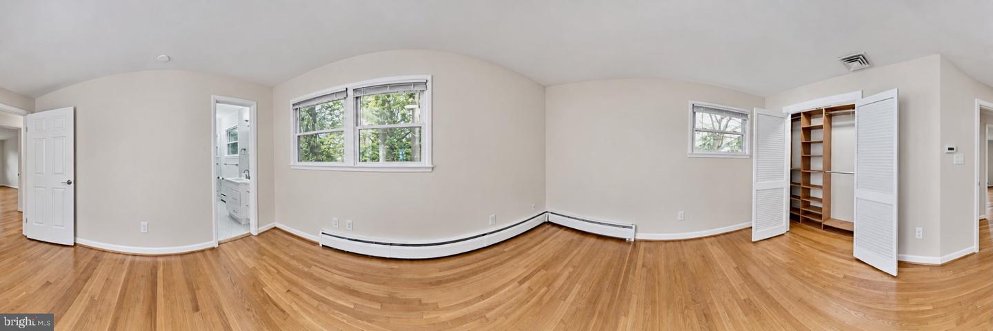 1036 Carper St Property Photo 28