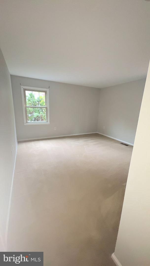 7421 Silver Pine Dr Property Photo 17