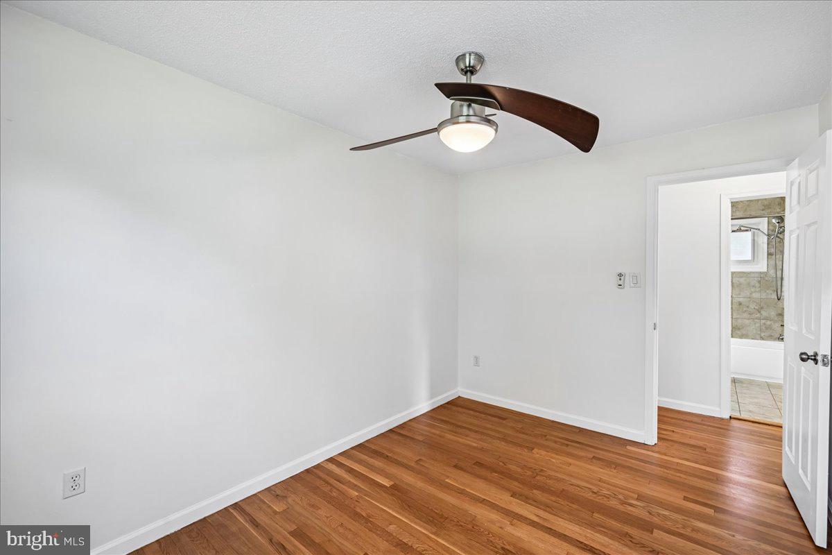 6717 Anthony St Property Photo 20