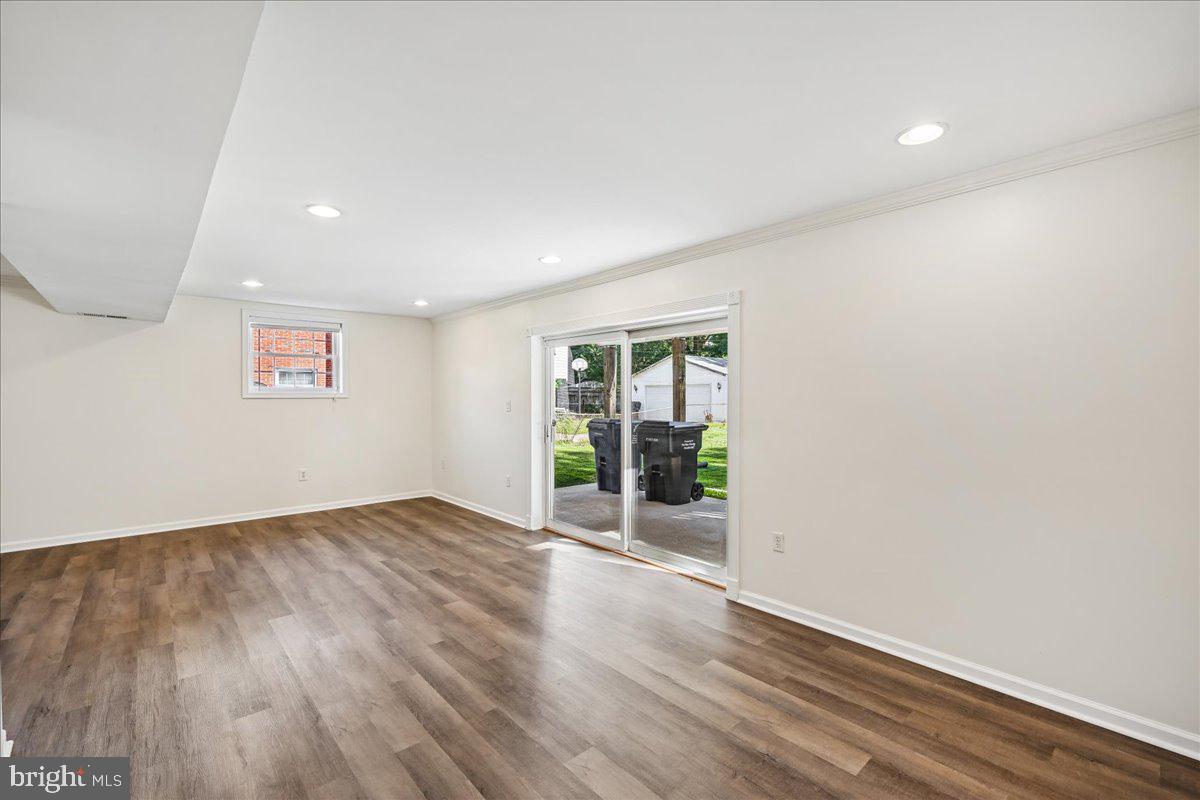 6717 Anthony St Property Photo 25