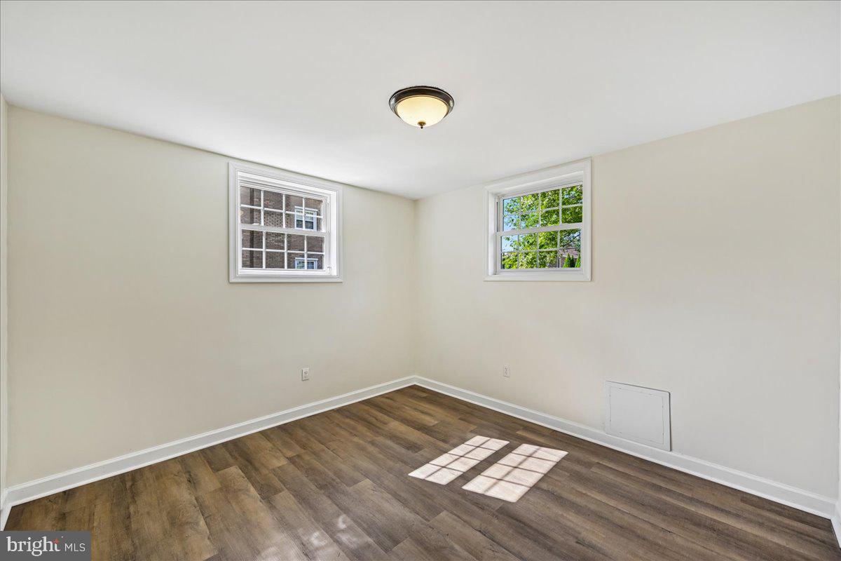 6717 Anthony St Property Photo 27