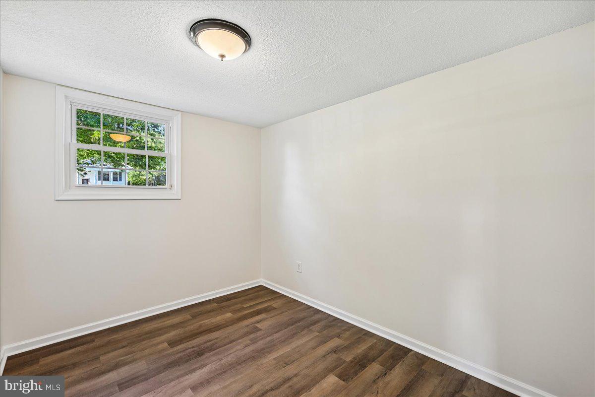 6717 Anthony St Property Photo 30