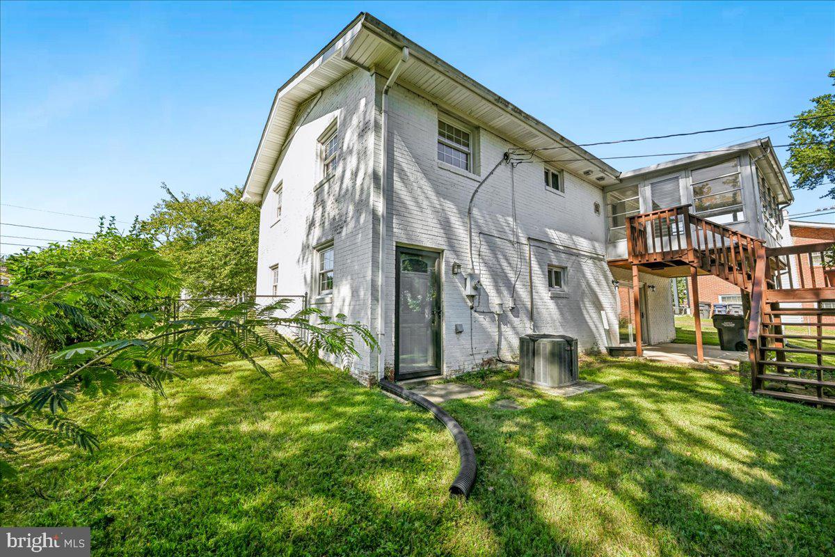 6717 Anthony St Property Photo 37