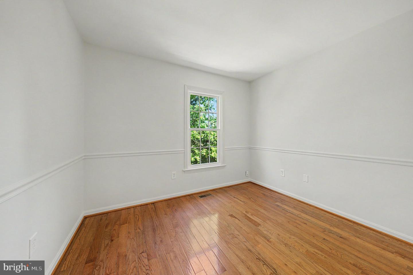 6941 Compton Ln Property Photo 17