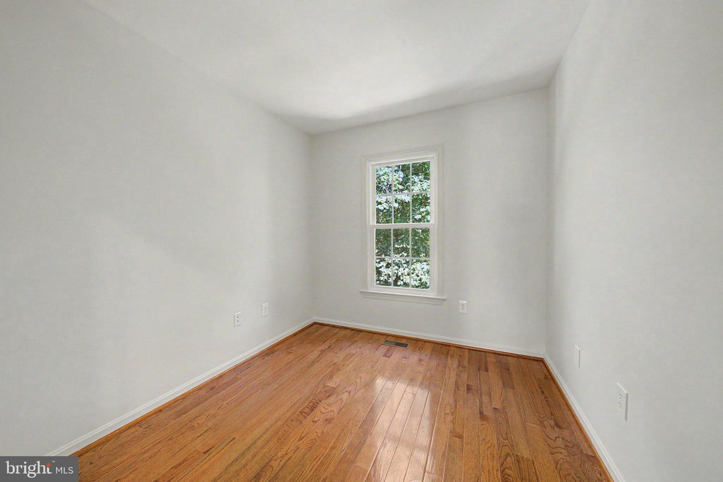 6941 Compton Ln Property Photo 19