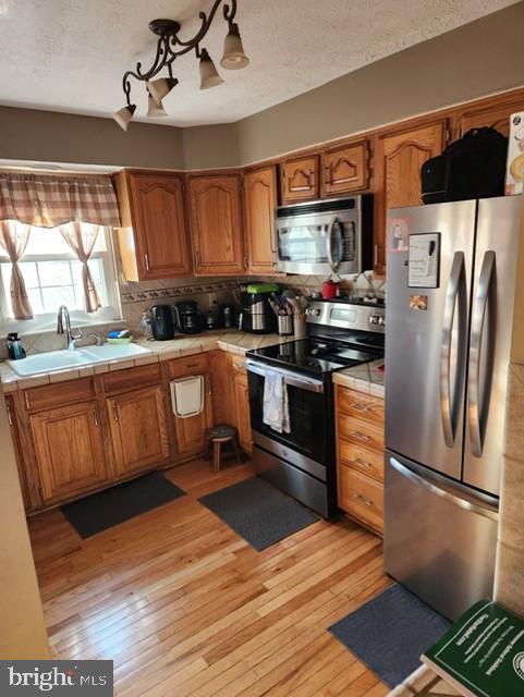 14053 Winding Ridge Ln Property Photo 7