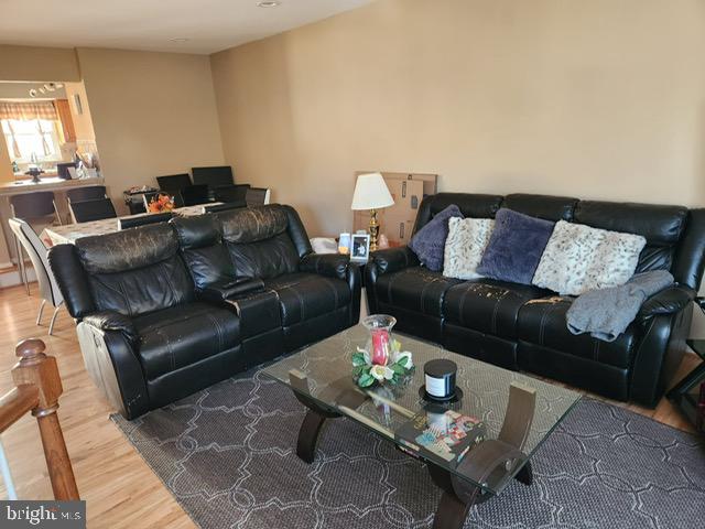14053 Winding Ridge Ln Property Photo 10