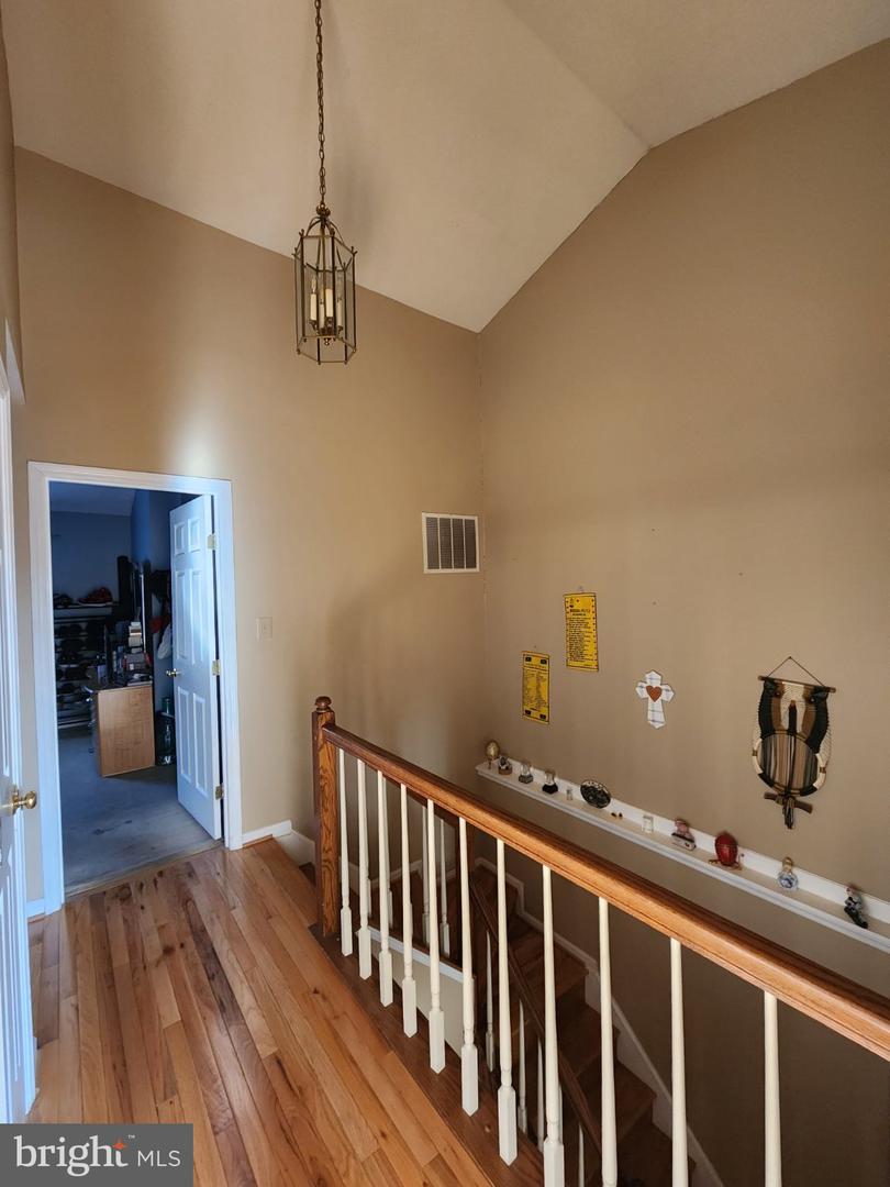 14053 Winding Ridge Ln Property Photo 12