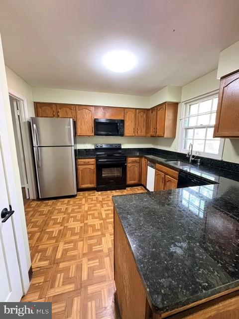 10252 Friendship Ct Property Photo 5