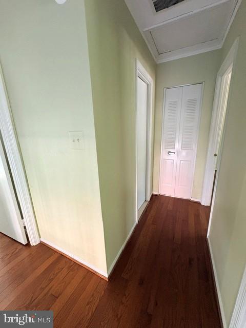 10252 Friendship Ct Property Photo 9
