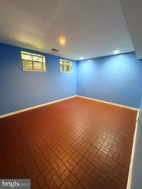 10252 Friendship Ct Property Photo 21