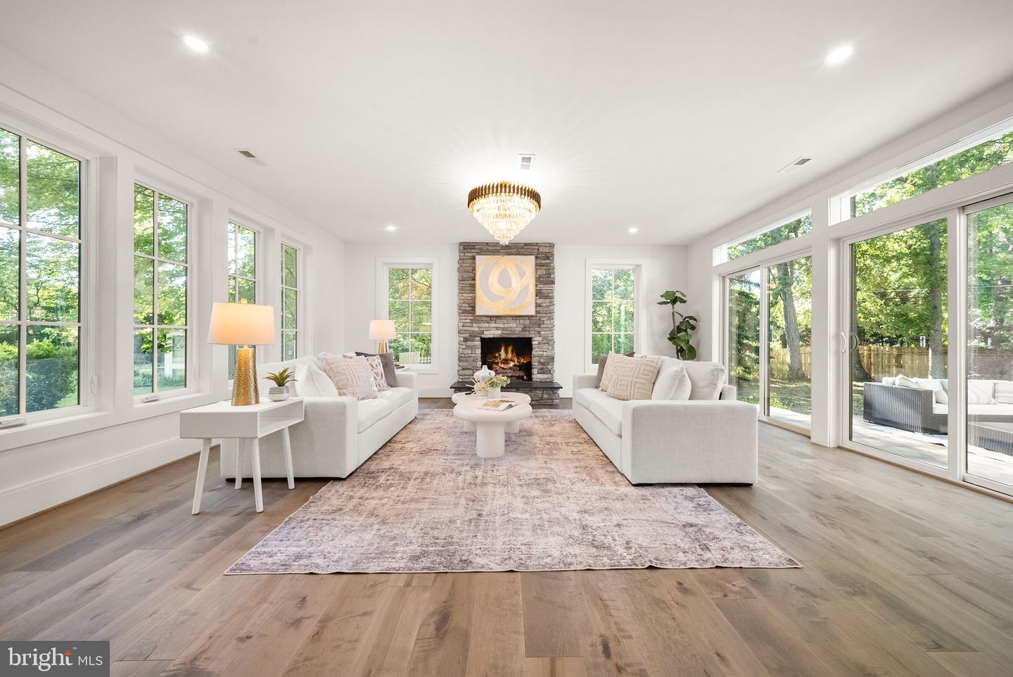 8615 Acorn Cir Property Photo 20