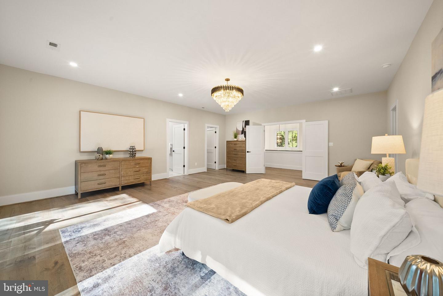 8615 Acorn Cir Property Photo 40