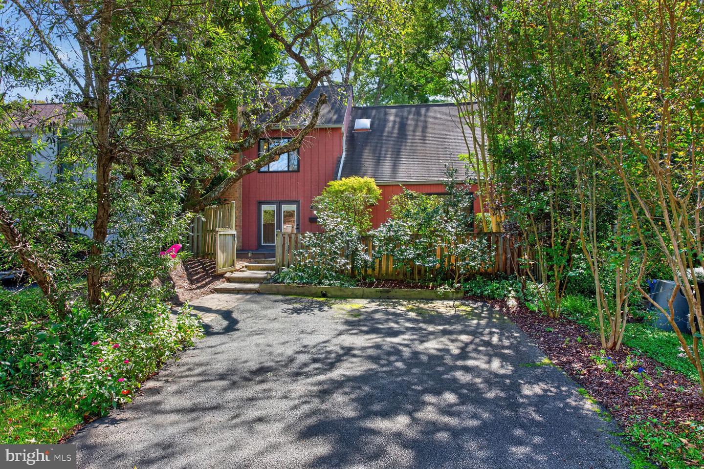 10903 KNIGHTS BRIDGE CT Property Photo 1