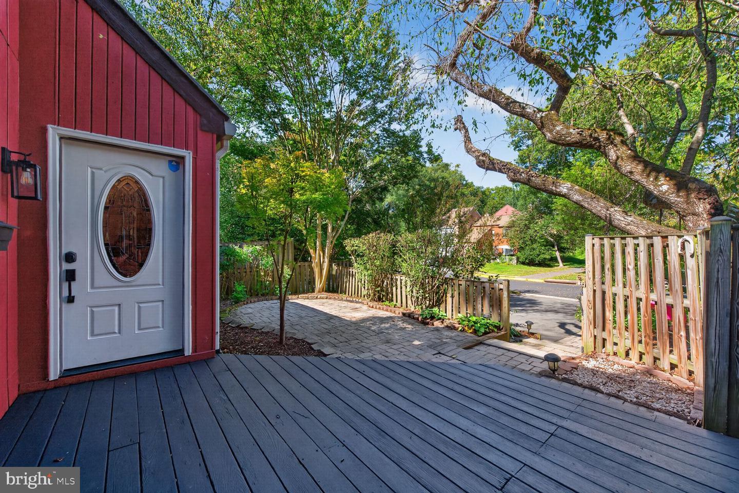 10903 Knights Bridge Ct Property Photo 4