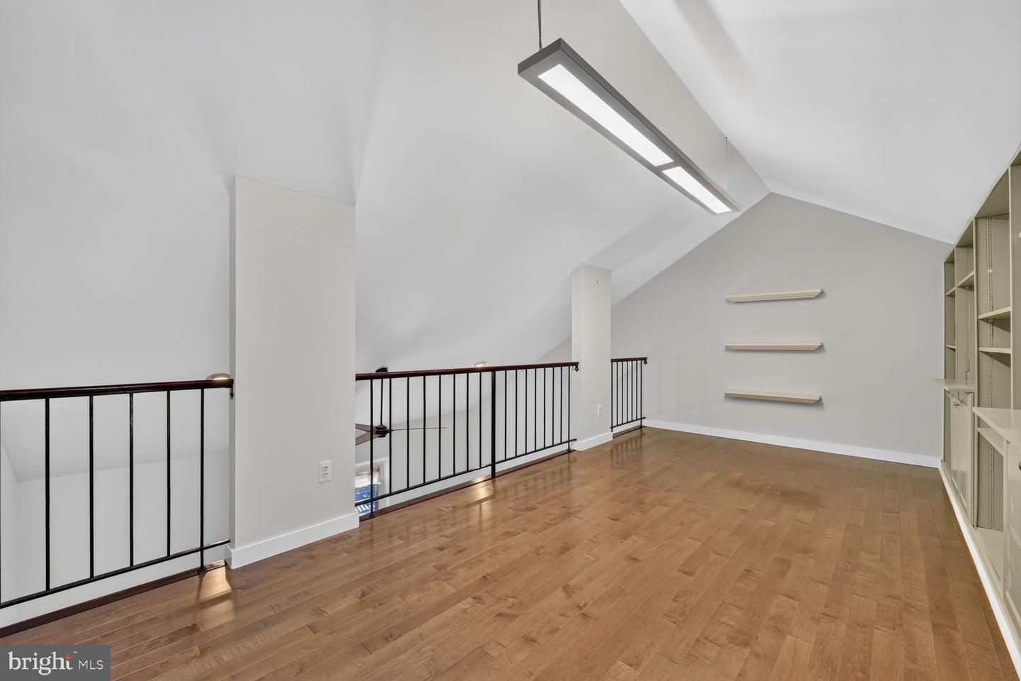 10903 Knights Bridge Ct Property Photo 10