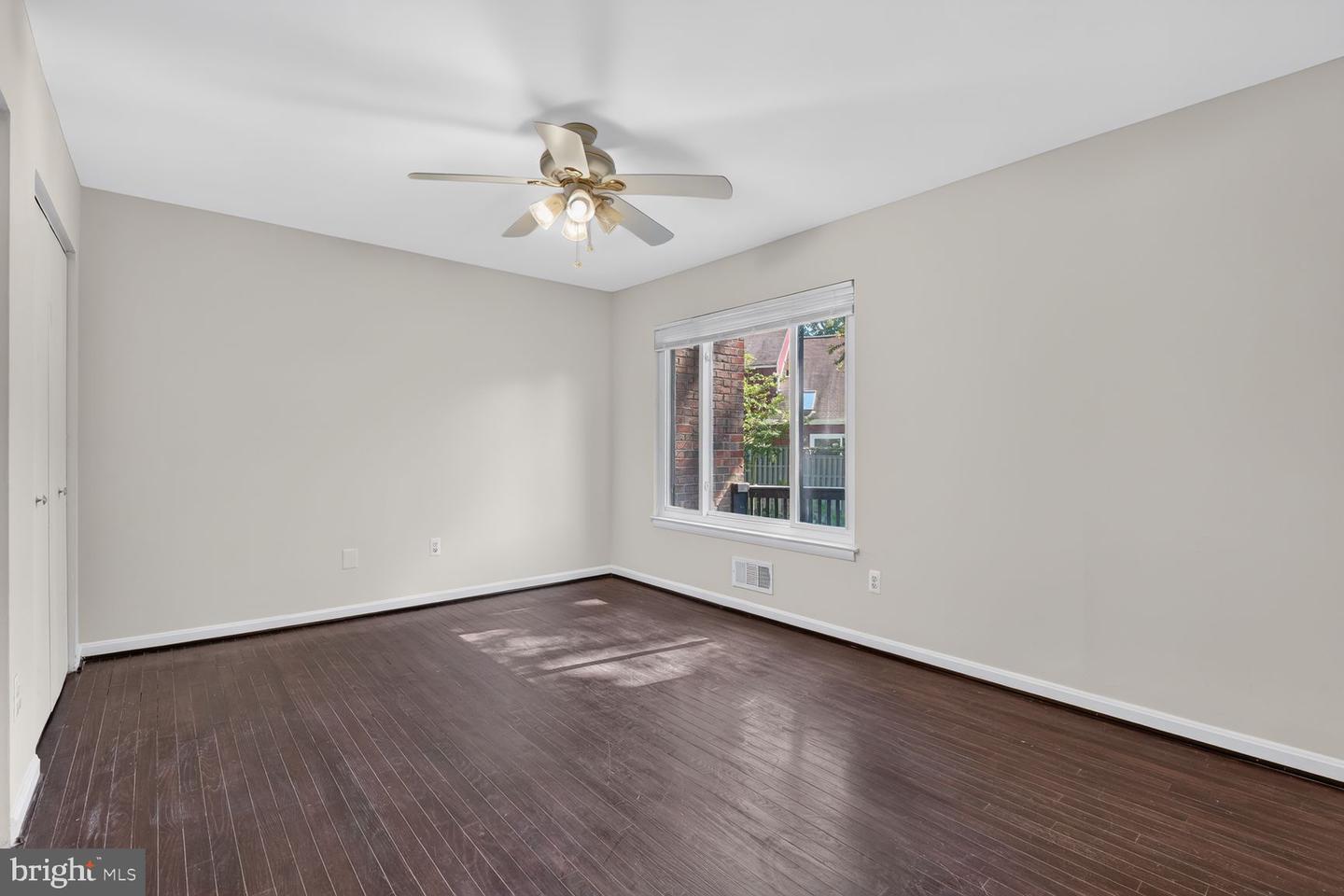 10903 Knights Bridge Ct Property Photo 12