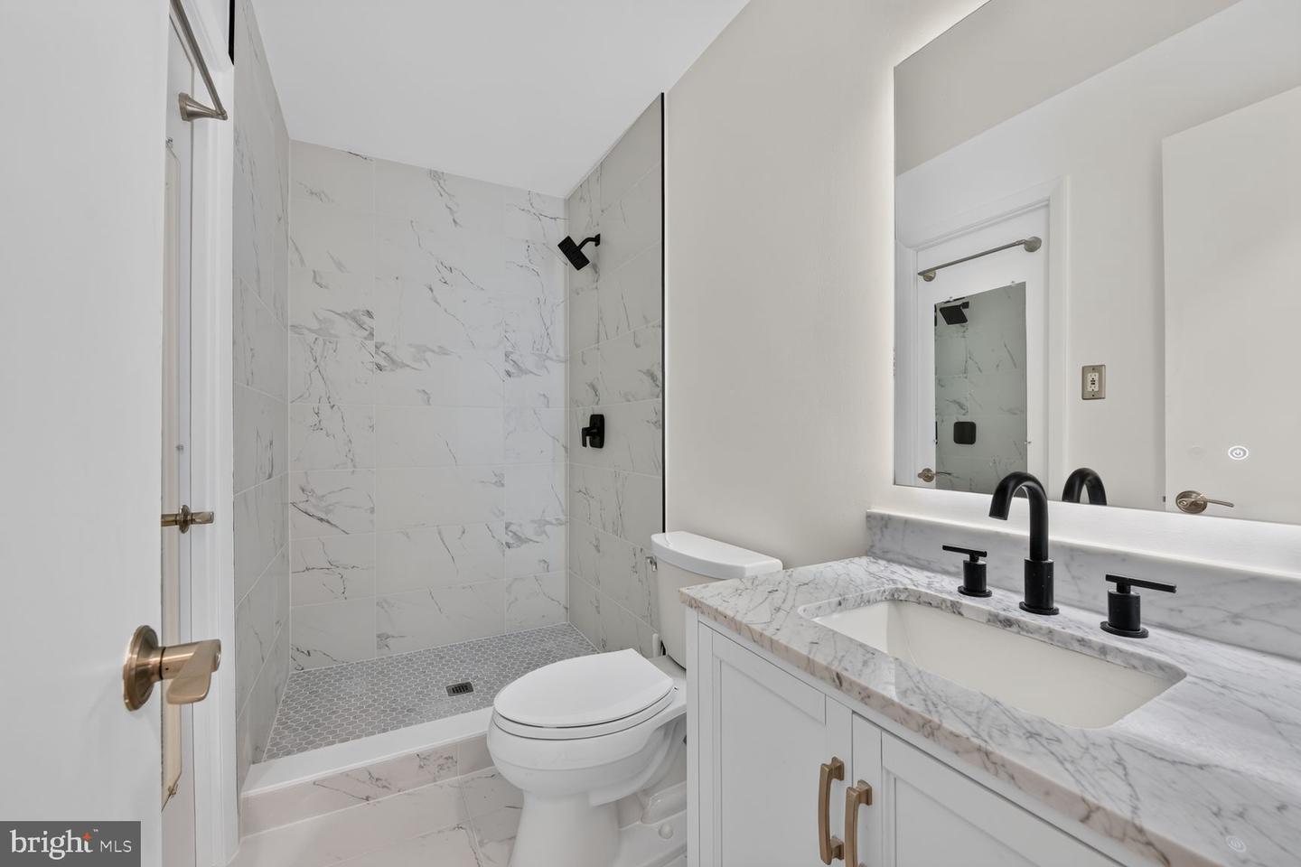 10903 Knights Bridge Ct Property Photo 13