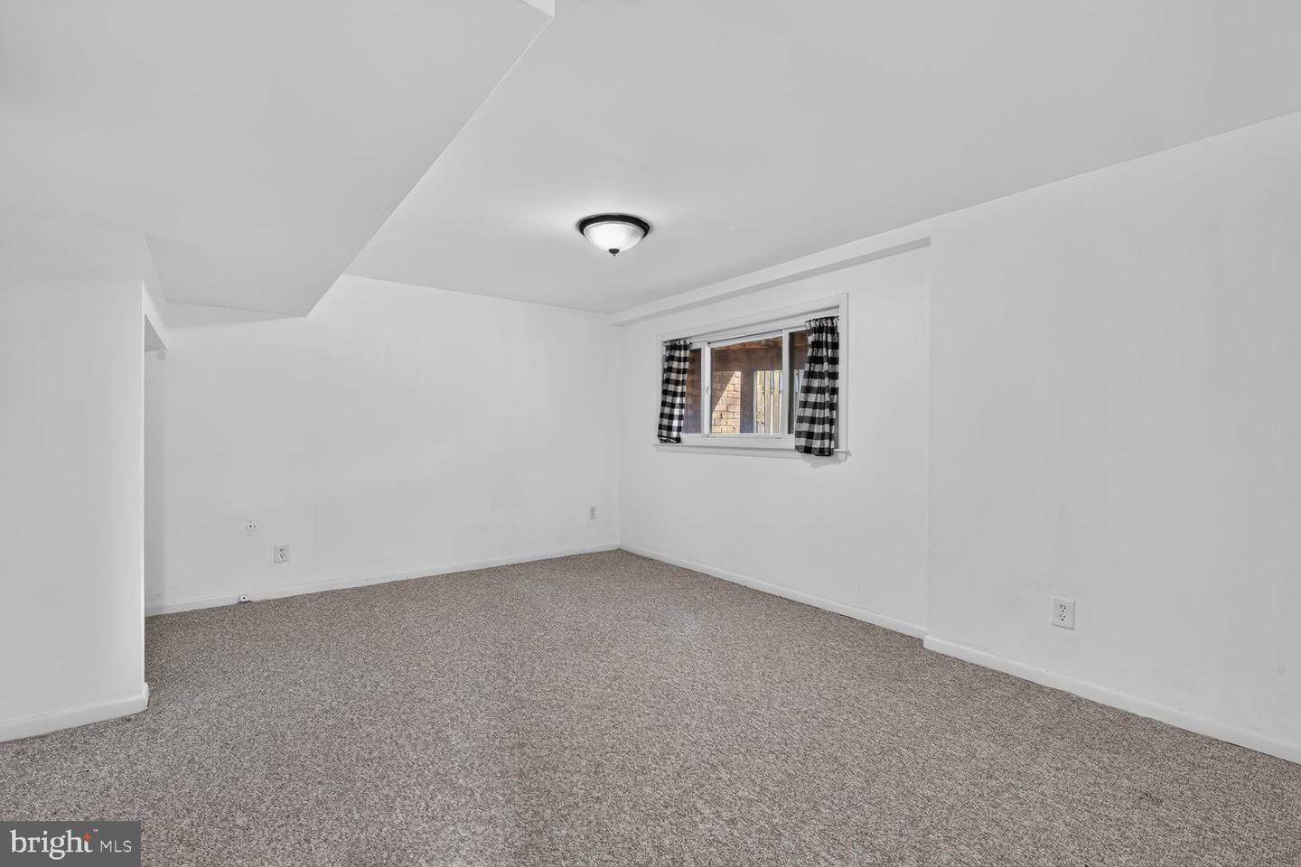 10903 Knights Bridge Ct Property Photo 20