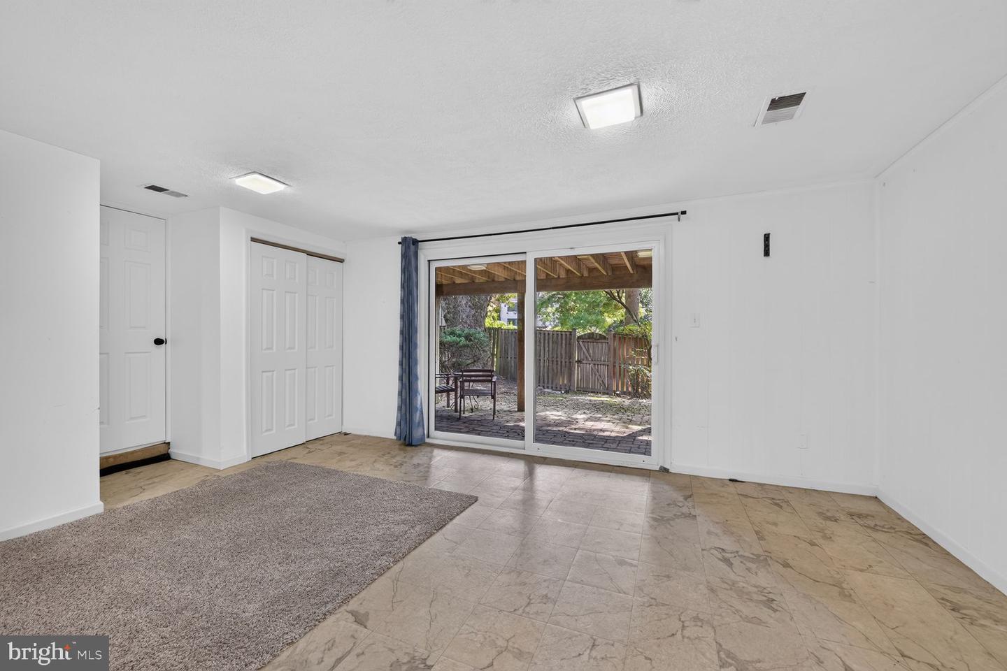 10903 Knights Bridge Ct Property Photo 22