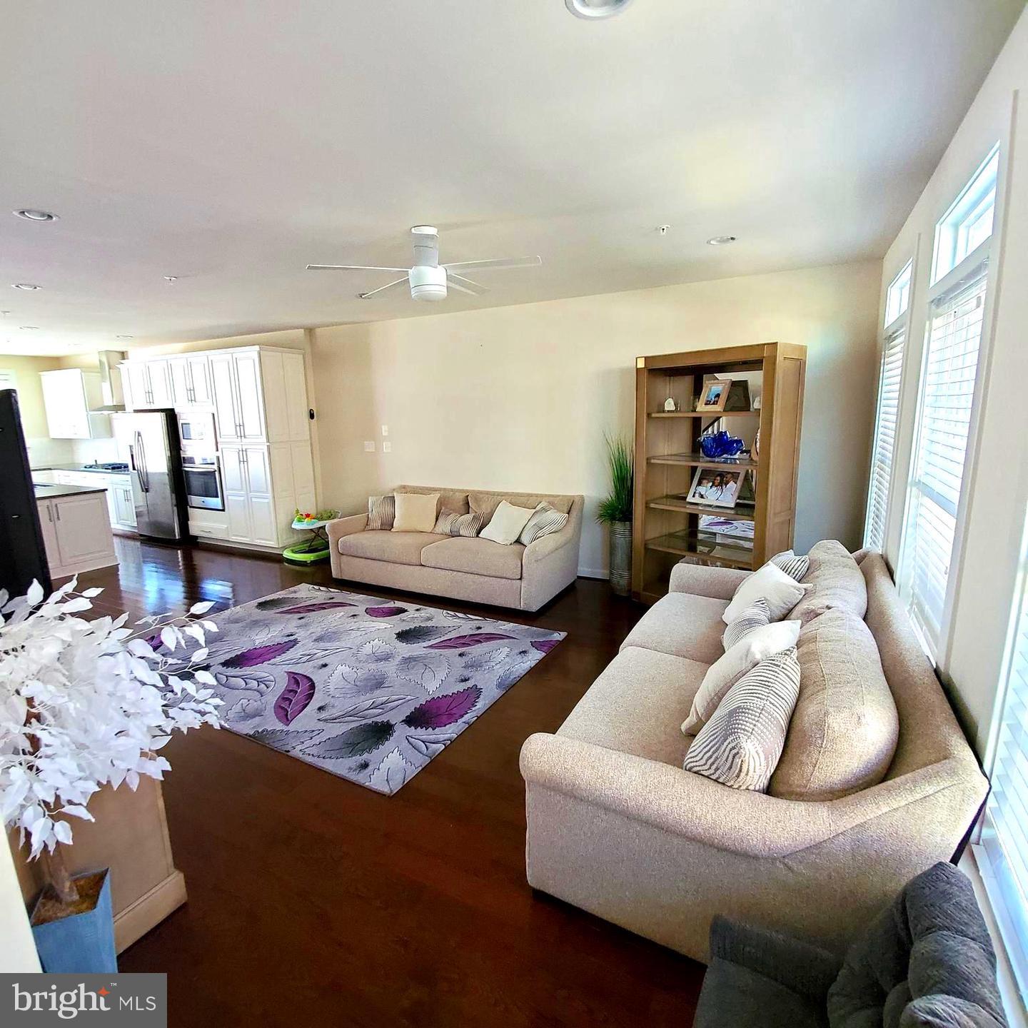 13717 Neil Armstrong Ave Property Photo 19