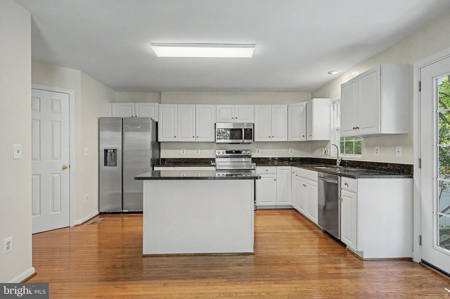 9386 Van Arsdale Dr Property Photo 7