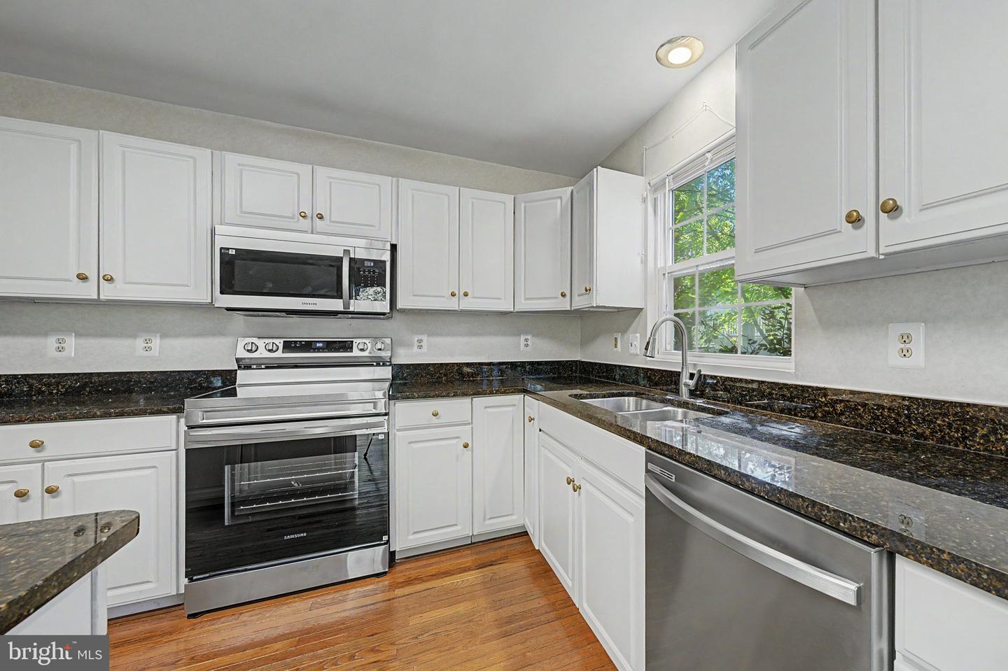 9386 Van Arsdale Dr Property Photo 10