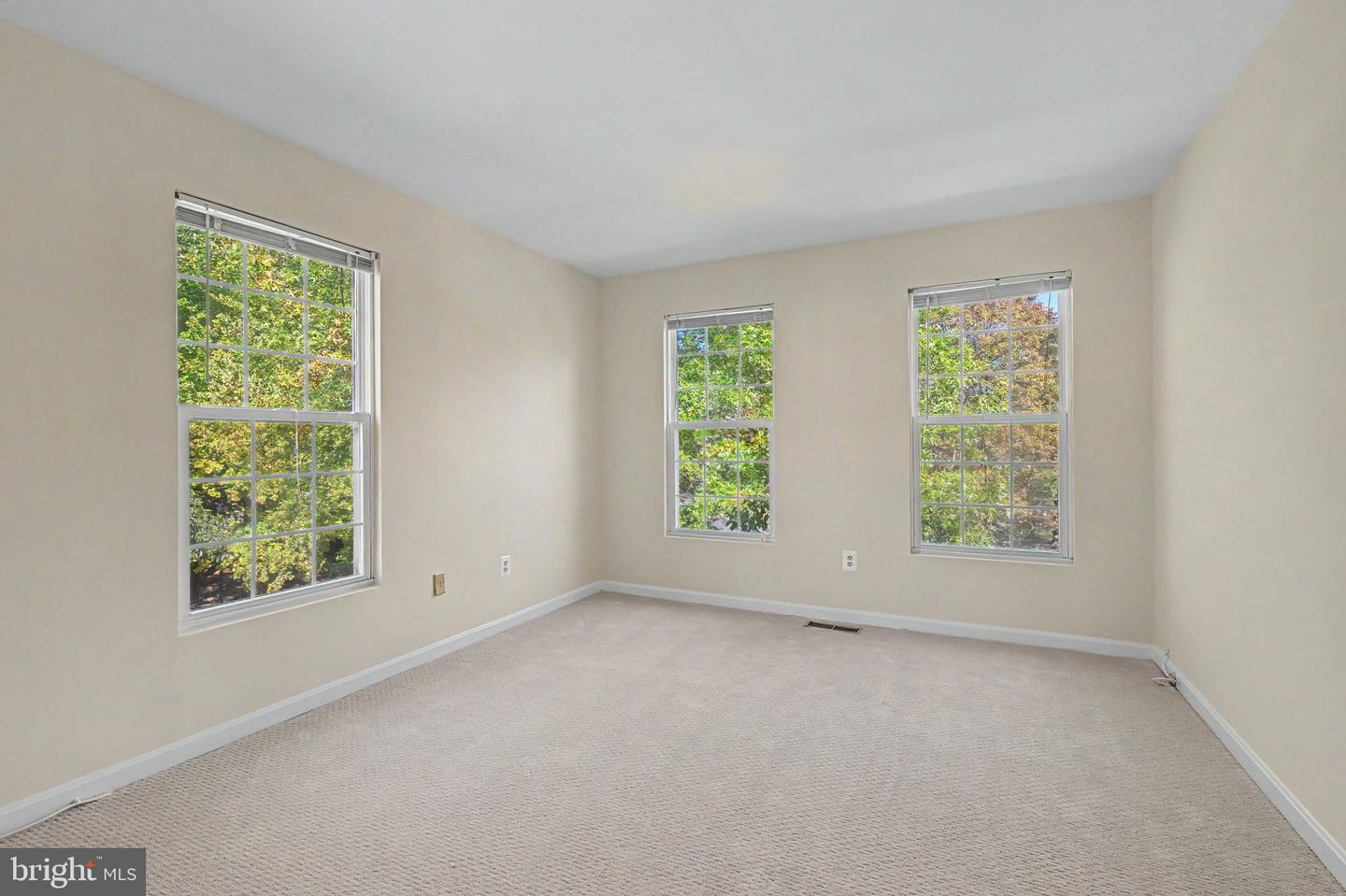 9386 Van Arsdale Dr Property Photo 20