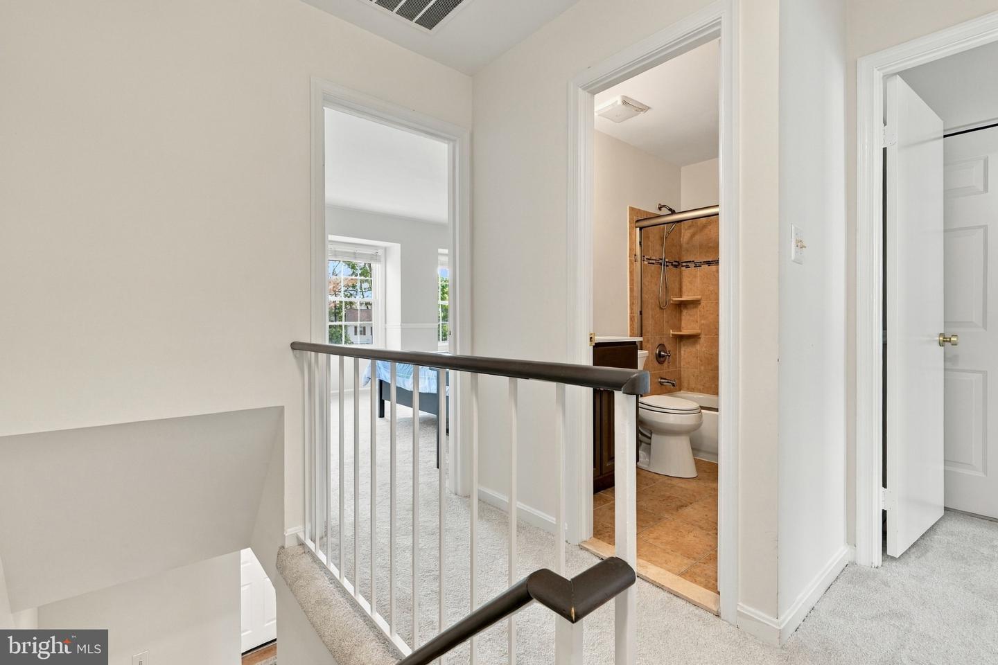 5529 Ridgeton Hill Ct Property Photo 18