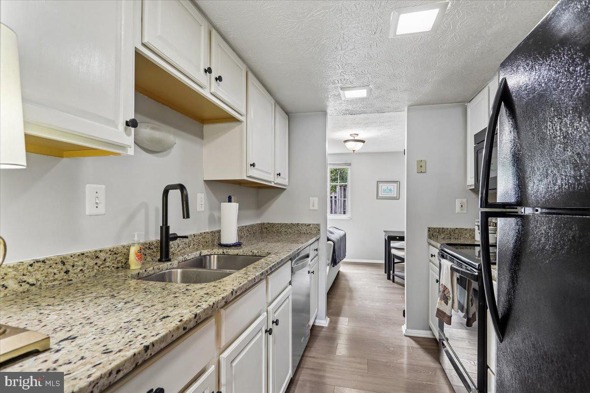 12151 Purple Sage Ct Property Photo 7
