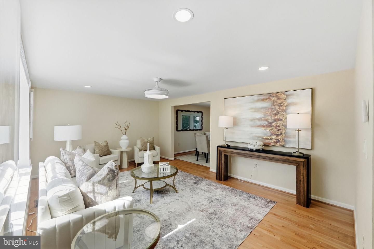 6512 Cape Ct Property Photo 4