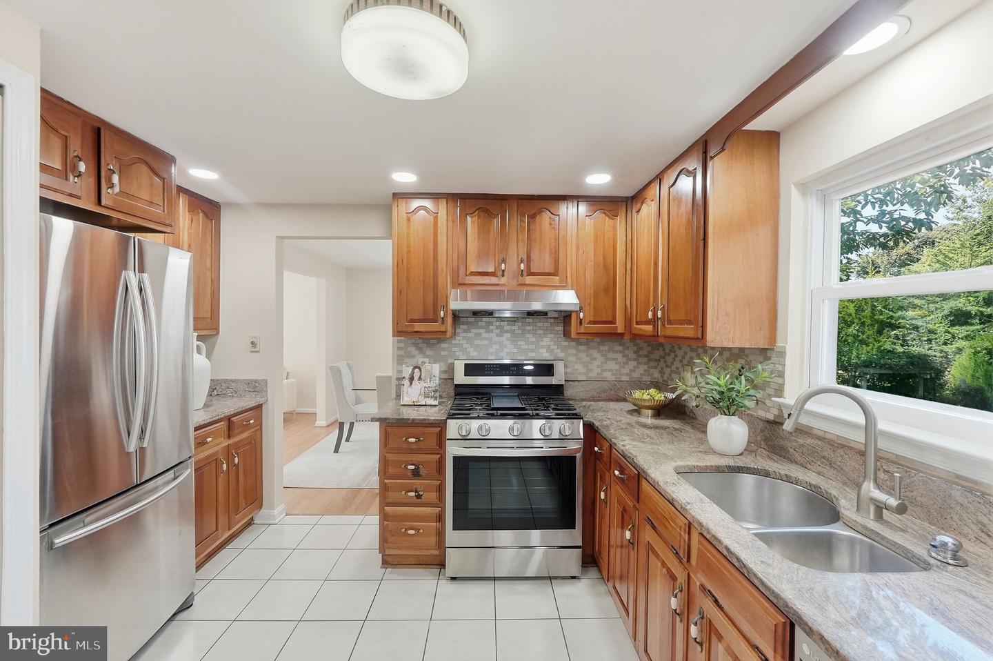 6512 Cape Ct Property Photo 11