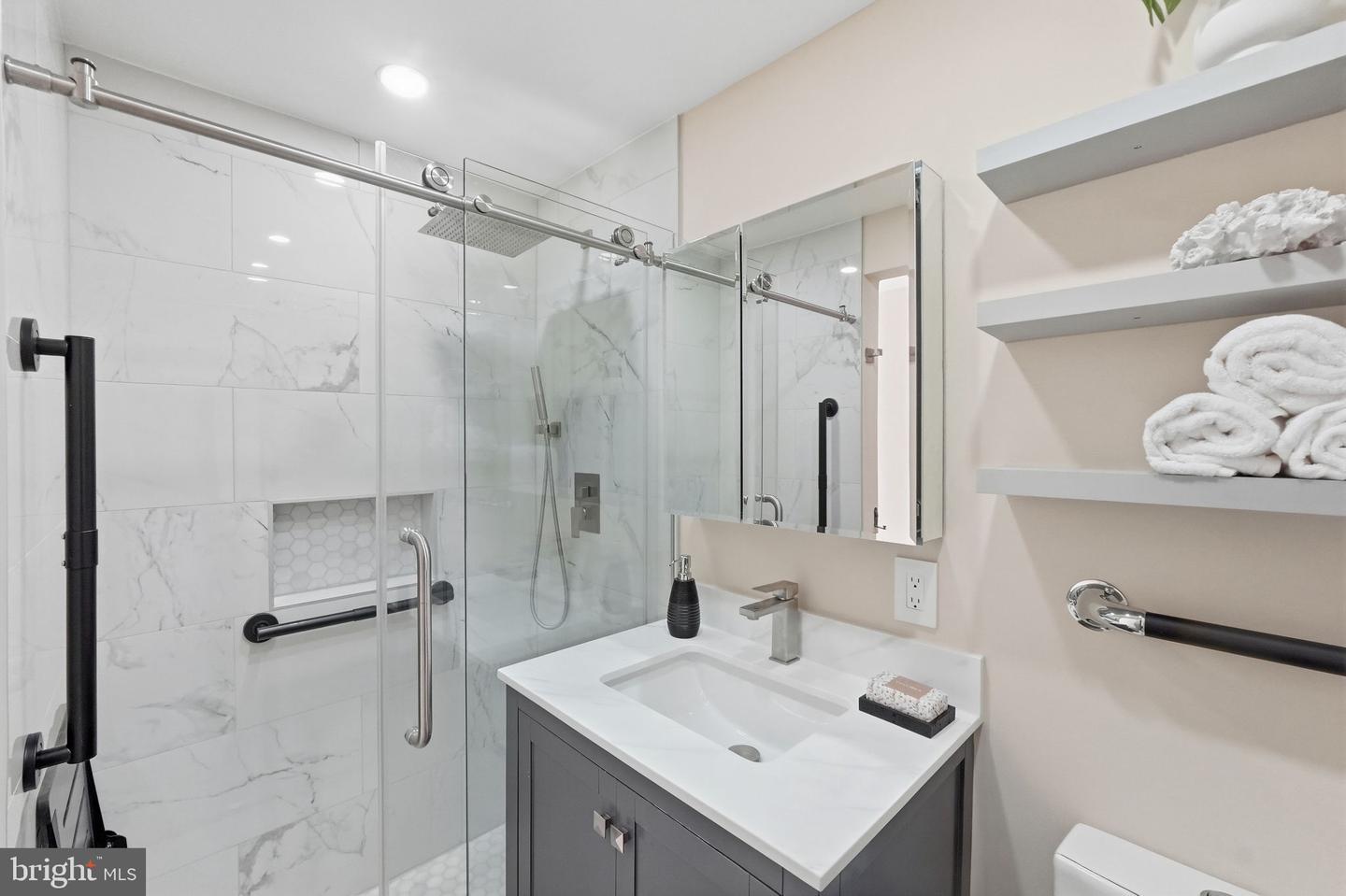 6512 Cape Ct Property Photo 20