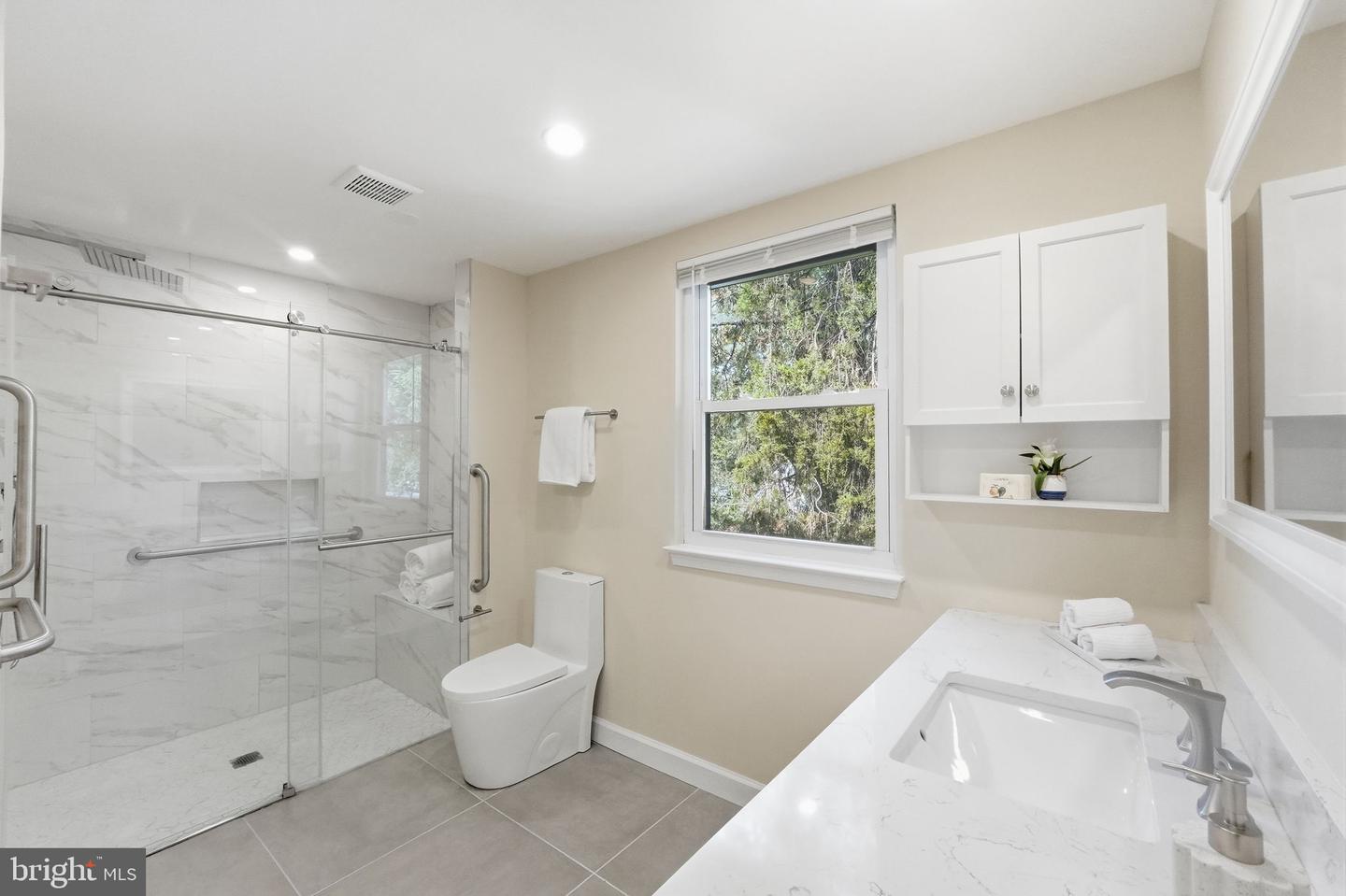 6512 Cape Ct Property Photo 25