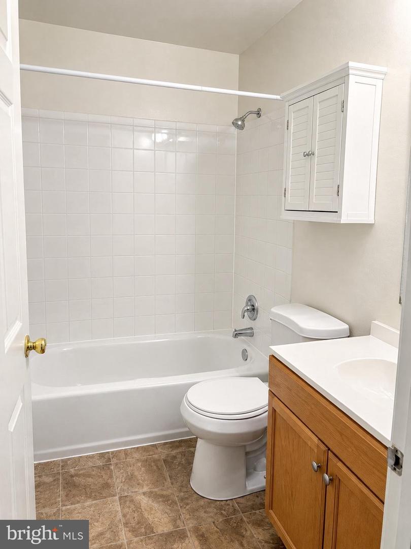 6281 Rathlin Dr Property Photo 16