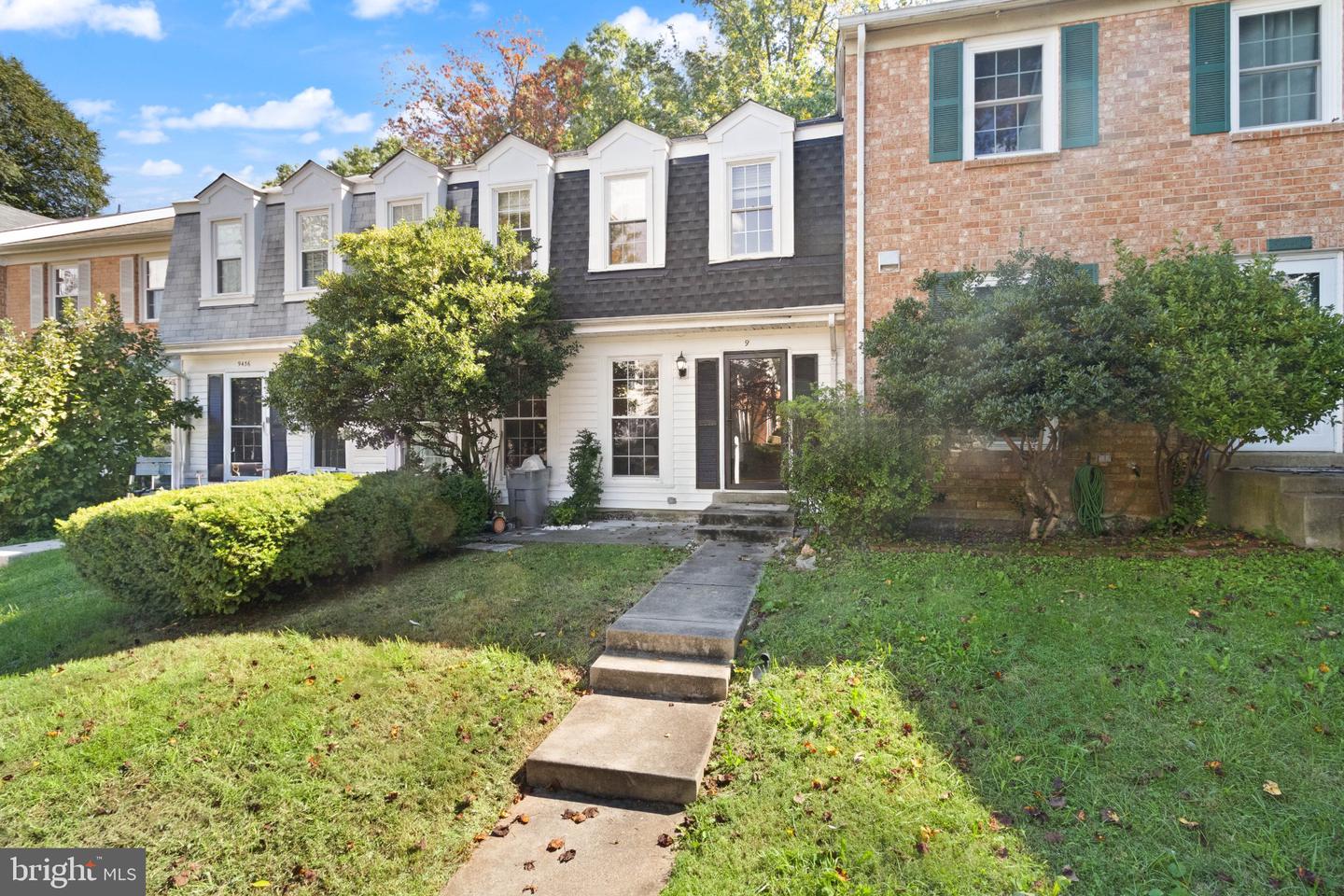 9438 CLOVERDALE CT Property Photo 1
