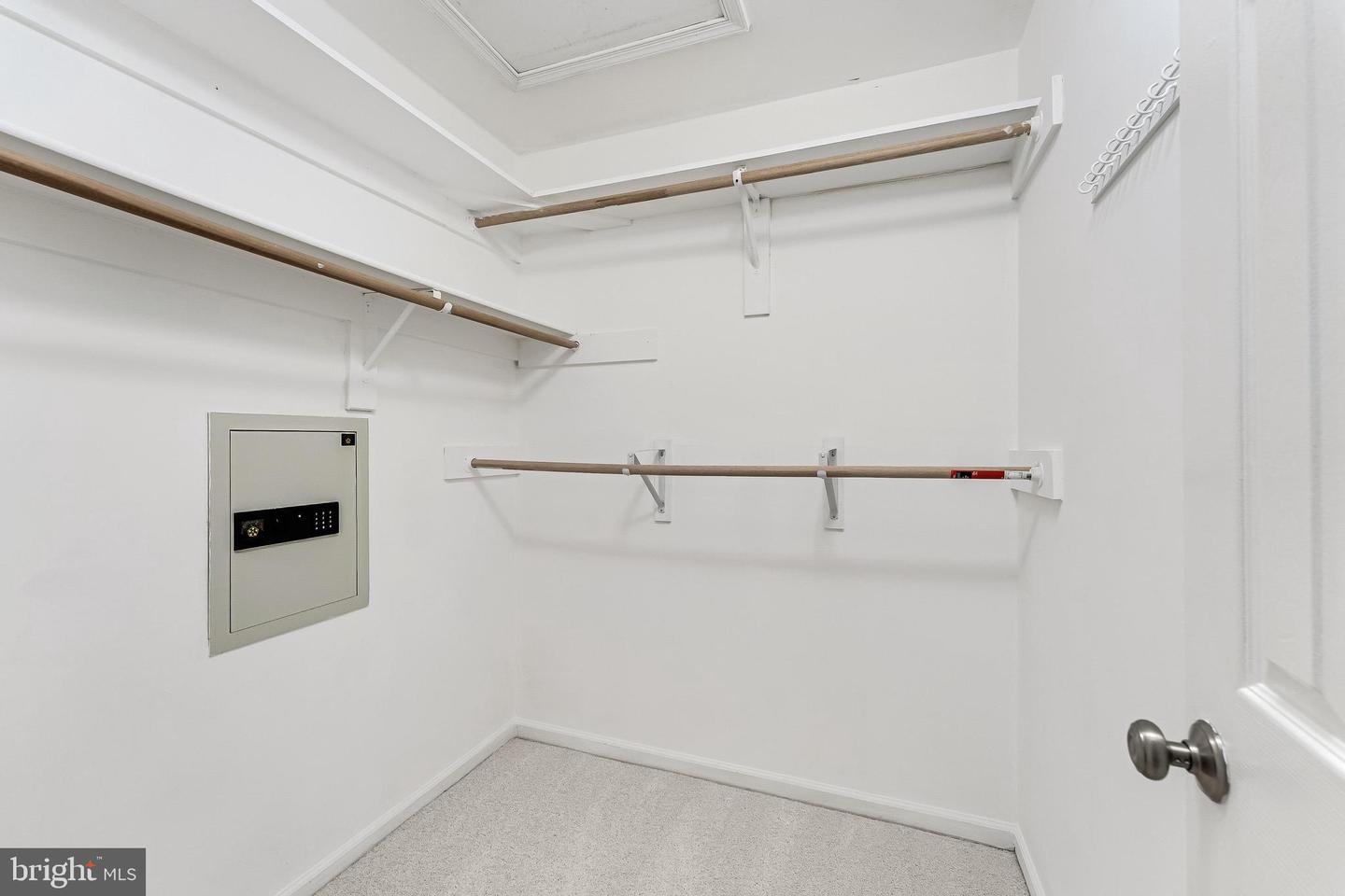 4205 Trumbo Ct Property Photo 28