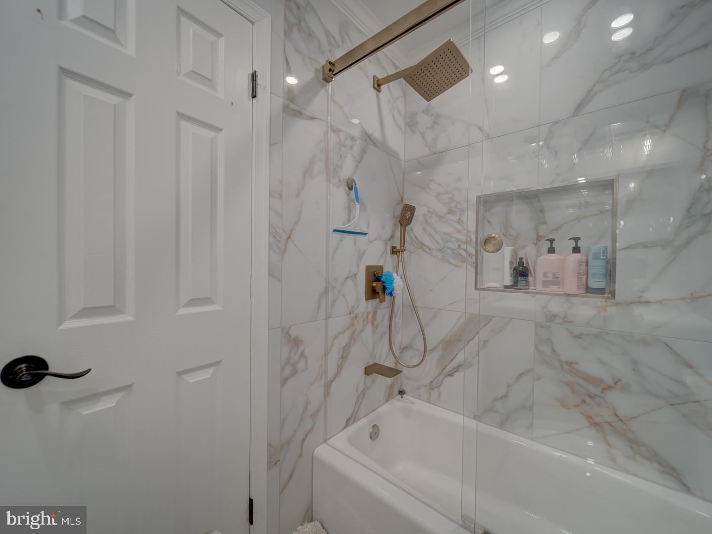11610 Windbluff Ct #07/ 7b1 Property Photo 24