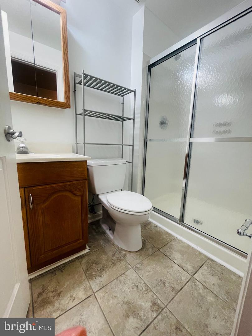 6114 Jenlar Dr Property Photo 24
