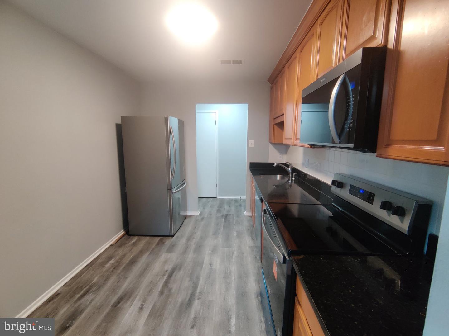 511 Florida Ave #101 Property Photo 4