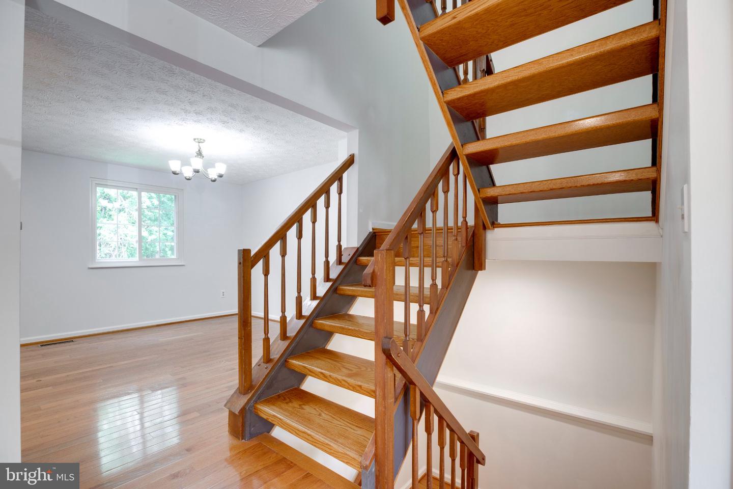 1604 Barnstead Dr Property Photo 8