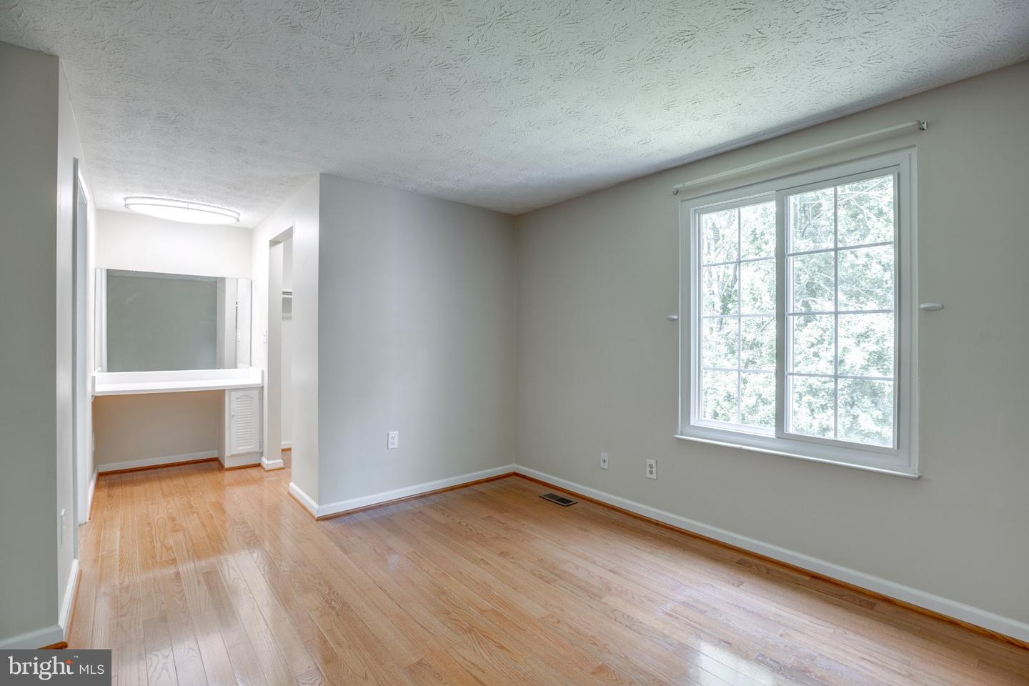 1604 Barnstead Dr Property Photo 22