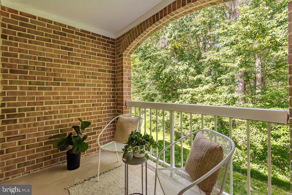 5809 Cove Landing Rd #203 Property Photo 26