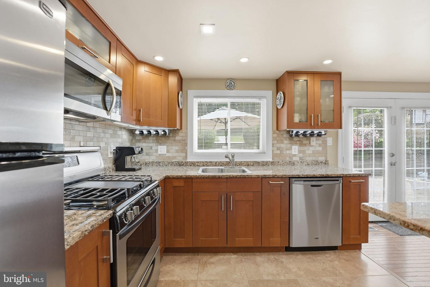 10929 Howland Dr Property Photo 8