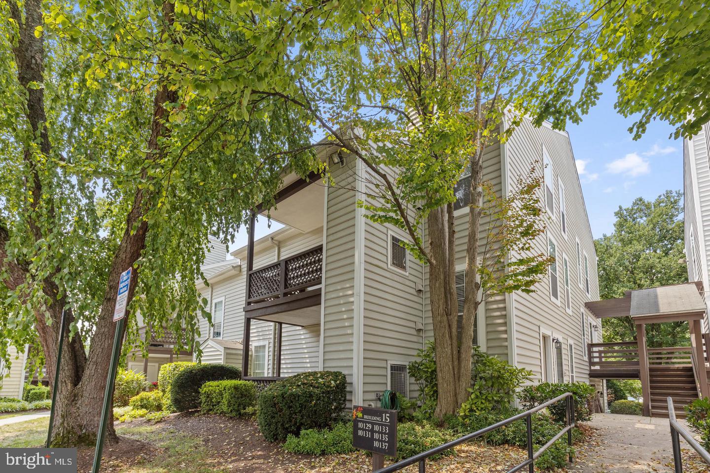 10131 Oakton Terrace Rd Property Photo 1