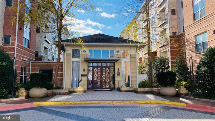 9480 VIRGINIA CENTER BLVD #12 Property Photo 1