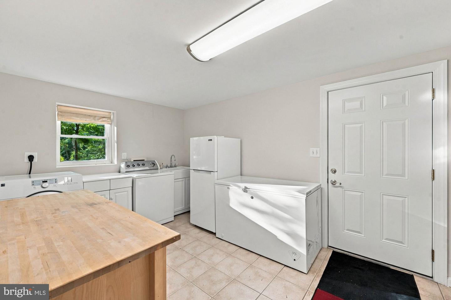 9945 Woodrow St Property Photo 55